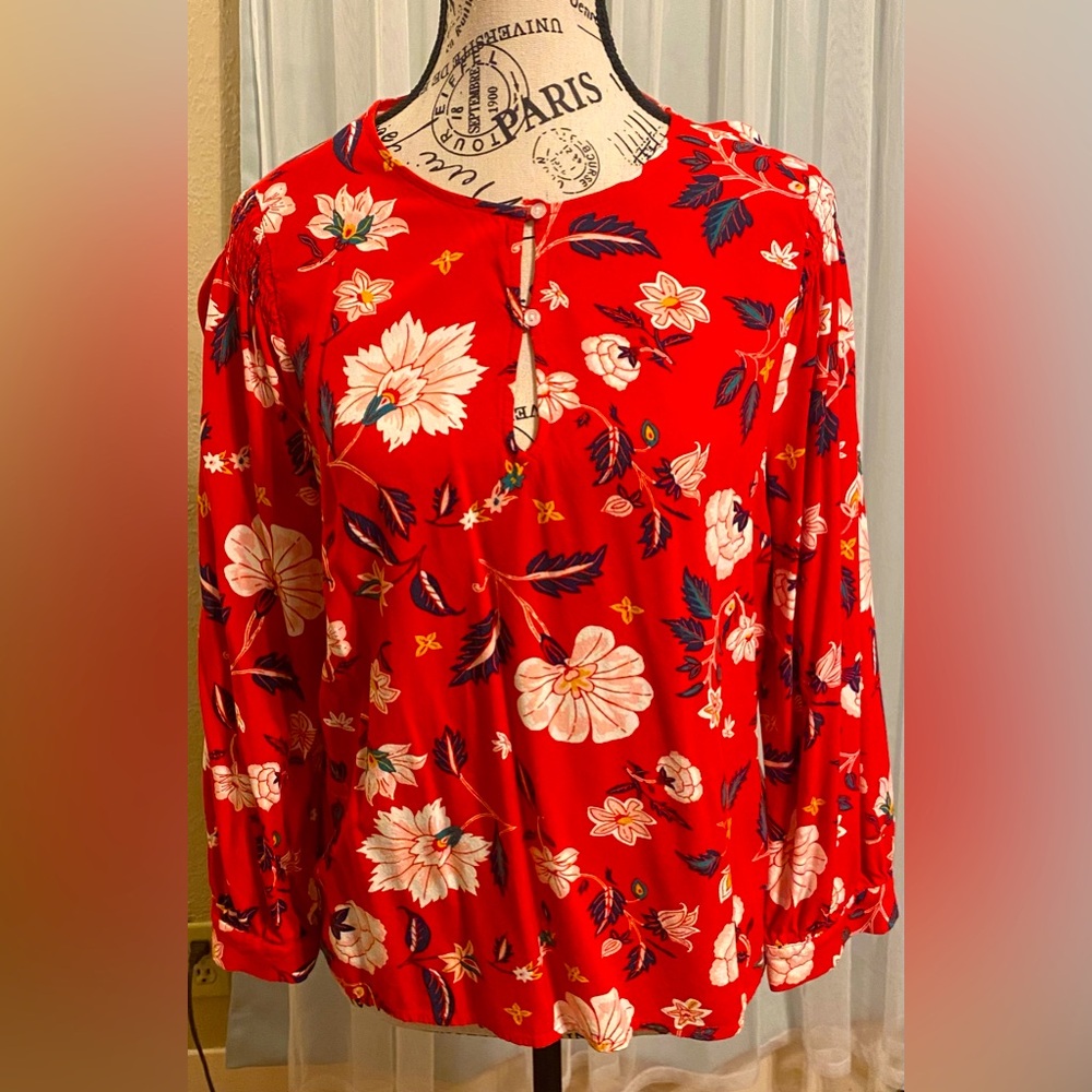 Old navy shirt